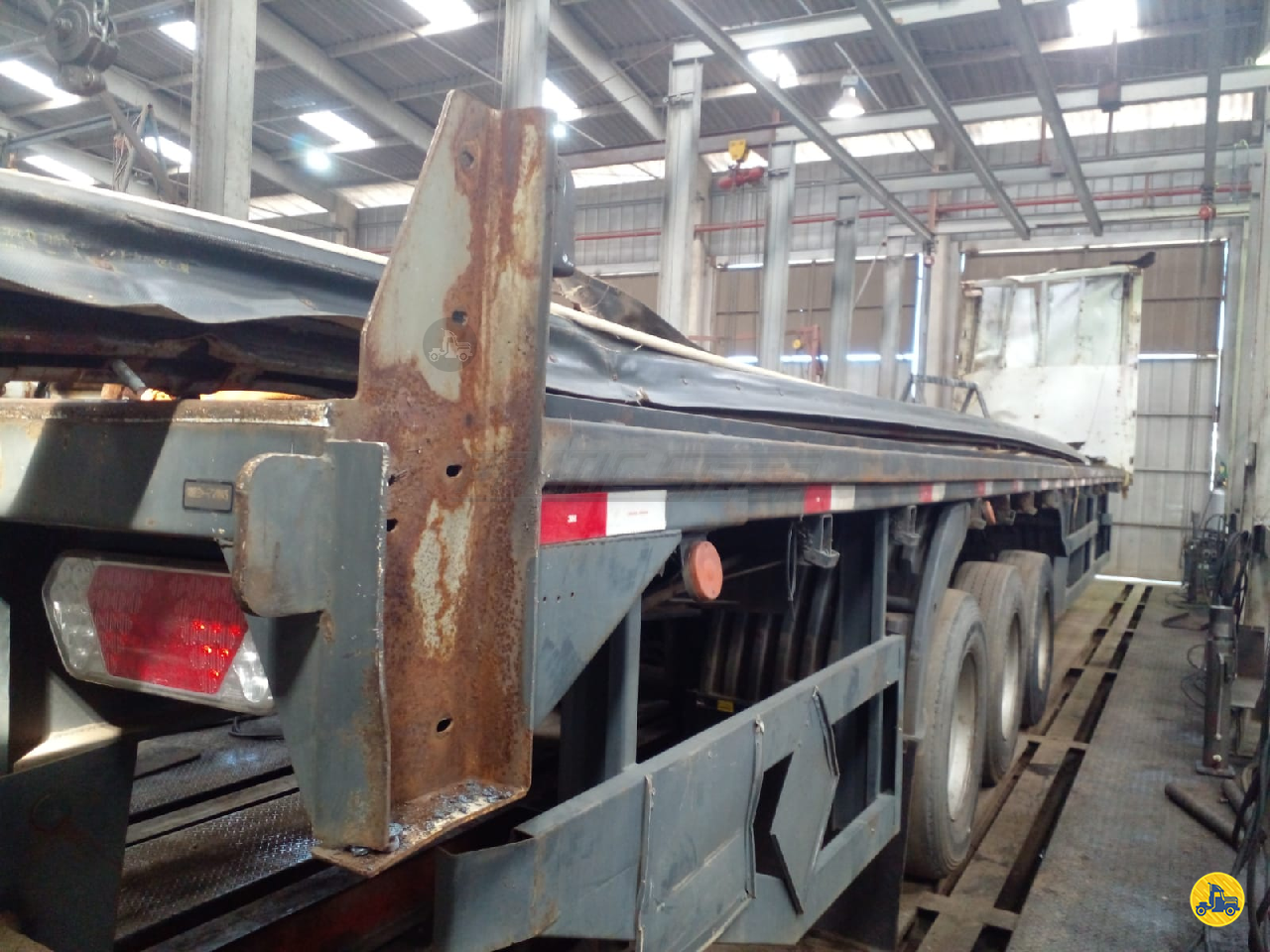 CARRETA SEMI-REBOQUE BAU SIDER Reta Pratic Sider Seminovos SAO JOSE DOS PINHAIS PARANÁ PR